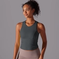 Détail du débardeur de yoga gris foncé avec dos nageur offrant un bon maintien et coupe slim - Gris Graphite (Débardeur 7018 - Gris Graphite)