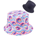 Detalle de estampado tie-dye colorido y sombrero de pescador reversible de algodón azul - Tie-dye Rojo Amarillo Azul Violeta (Gorro Pescador-37)