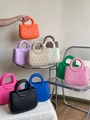 Détails de sacs de plage en EVA perforés en plusieurs couleurs vives pour l'été - Multicolore