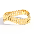 Elegante pulsera de acero inoxidable bañada en oro de 18K con diseño de hojas - Brazalete Hojas Chapado Oro (NU02-2)