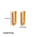 Orecchini a U in acciaio inossidabile placcato oro 18K con cristalli rosa e design geometrico - Base dorata con zirconi rosa incastonati (TE6391-PK-G)