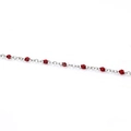 Dettaglio di catena in acciaio inox argento con perline di smalto rosso per gioielli fai-da-te - Rosso