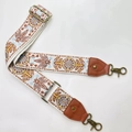 Bandoulière ethnique 5cm en polyester avec broderie florale et crochets en bronze - Largeur: 5cm / Blanc