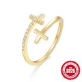 Anello a doppia croce in argento S925 con zirconi incastonati e finitura dorata - Stile Doppia Croce