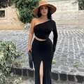 Ensemble noir deux pièces avec crop top asymétrique et jupe froncée à fente haute sexy - S / Noir