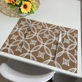 Brown rectangular woven placemat with white clover pattern and heat insulation - Retro Style 3 White