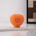 Detail of orange heart-shaped rose candle with Love engraving on a stone tray - Style A / Orange