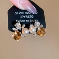 Detail of 925 silver pearl flower earrings with amber crystal and zircon inlays - Silver Pin Amber Square Style (HE28930)