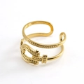 Anillo abierto dorado de doble capa con hebilla ecuestre y relieve de borde perlado - Estilo Abierto de Bocado de Caballo / Dorado