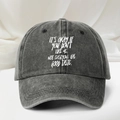 Casquette de baseball en jean noir délavé avec slogan blanc sur fond de tissu blanc - Taille unique / Noir