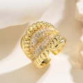 Luxuriöser Ring mit 18K Vergoldung, Zirkonia-Besatz und breitem, strukturiertem Seil-Design - Einstellbar Offen / Breites Band mit Gewinde (14421)