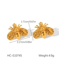 Detailed view of 18K gold bee studs with 2.17cm width and 1.71cm height measurements - Bee Shape Stud Earrings (HC-E10745)