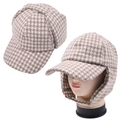 Dettaglio del cappello invernale pied-de-poule con paraorecchie su testa di manichino - Taglia unica / Cachi