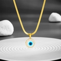 Gouden slangenketting met Evil Eye hanger met blauwe inleg en glanzende kristallen - Ketting / Goud
