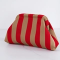 Borsa a mano in maglia con strisce verticali rosso e cammello dallo stile minimal - Borsa a mano in maglia / Righe sottili giallo e rosso