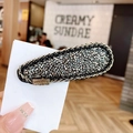 Fermaglio BB con strass grigio scuro e ciondolo logo dorato su cartoncino - Goccia d'acqua Liscio Grigio