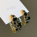 Pendientes de gota dorados en forma de C estilo vintage con piedras de circón negro - Zirconia Negra Gunmetal