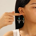 Boucles d'oreilles bohèmes avec crânes de taureau dorés et perles turquoise - Rétro Or Tête de Taureau Turquoise Boucles d'Oreilles (X867)