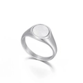 Anillo de sello minimalista en acero plateado con incrustación de nácar blanco - US 6 / Color Acero (KR100774-KFC)