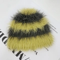 Gorro de punto de piel sintética con rayas amarillas y gris oscuro para el invierno - Talla única / Amarillo Gris