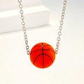 Sportliche Halskette mit leuchtend orangem 3D-Basketball-Anhänger und Silberkette - Basketball Halskette (10875)