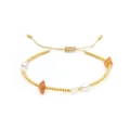 Bohemian handmade bracelet with orange gravel, baroque pearls and TOHO gold beads on white - Orange Stone Baroque Pearl Style (BLS240005D)