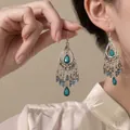 Orecchini etnici a goccia con nappe e pietre blu-verdi in argento vintage - Gancio per orecchio - Argento - Blu