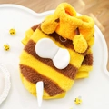 Dettaglio della felpa ape per animali in morbido pile con piccole ali bianche - S (Torace 35cm) / Costume da ape con cappuccio