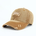 Gorra de béisbol caqui lavada vintage con bordado NYC en 3D y visera desgastada - Ajustable / Amarillo Tierra