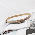 Elegante dunne kaki lederen riem met een gouden ovale gesp op een kunsttijdschrift - 1.8cm Brede 8-vormige Gesp / Abrikoos