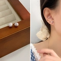 Minimalist white freshwater pearl stud earrings on 925 sterling silver pins for women - 5-6mm / Gray