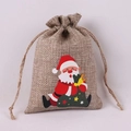 Weihnachtlicher Jutebeutel mit Kordelzug und Weihnachtsmann-Motiv auf Leinenstoff - Weihnachtsmann
