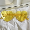 Transparent yellow heart-shaped oversized sunglasses with integrated resin frame - One-piece Heart Yellow