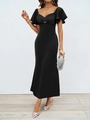Elegante zwarte maxi-jurk met hartvormige halslijn en ruches mouwen, slanke pasvorm - S / Zwart