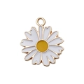 White and yellow daisy flower pendant with gold plating for DIY jewelry crafting - Daisy Pendant (14777)