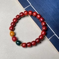 Bracelet en perles de bois de style chinois avec bois de santal rouge et accents - Santal Rouge Tricolore Style Ancien (8*9mm)