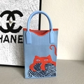 Blue knitted mini tote bag with an orange cat and yarn ball pattern embroidery - Cat Blue & Orange