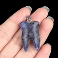 Pendentif dent en pierre naturelle de lapis-lazuli avec attache argentée pour DIY - Sodalite bleue
