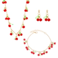 Juego de joyas de cereza roja de 3 piezas con collar, pulsera y pendientes con cadenas doradas - Cereza Dorada (F119)
