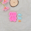 Detailed pink silicone grass mold for DIY fondant cake decor and clay art creation - Grass Style / Pink
