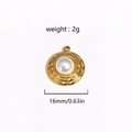 Dettaglio pendente floreale dorato da 16mm con perla bianca e peso di 2g specificato - Stile Tondo Mini Compatto (Stile 4)