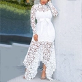 Robe en dentelle blanche à manches longues avec ourlet irrégulier et ceinture en soie - S / Robes / Blanc
