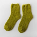 Soft green plush coral fleece winter mid-calf socks for women in warm thermal style - One Size / Army Green