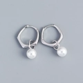 Silver geometric hoop earrings with white pearl pendants in a minimalist retro style - 925 Silver / White Gold