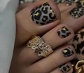Leopard print press-on toenails set with matching gold textured toe ring accessory - FW11