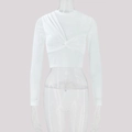 Detail van witte crop top met lange mouwen, mesh textuur en gedraaide knoop aan voorkant - S / Wit