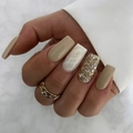 Set unghie finte coffin color nude, marmo bianco e glitter oro scintillanti - Stile Glitter Marmo Francese (JP2604)