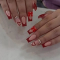 Unghie finte French rosse con fiocchi 3D, cuori e strass per il giorno di San Valentino - Stile Cuore Fiocco 3D French Rosso (BW178)