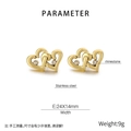 Detalle de pendientes de doble corazón bañados en oro 18K con pedrería, tamaño de 24x14mm - Stud aretes / Pendientes de oro