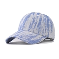 Détail du motif oblique bleu et blanc sur une casquette en jacquard épais - Réglable / Bleu